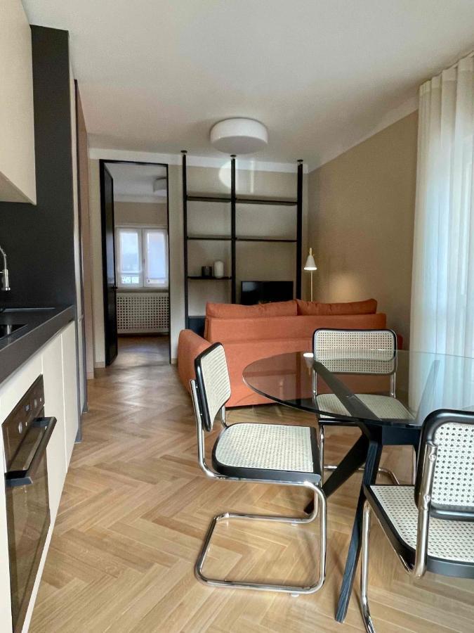 Ca Bela - Moscova Lägenhet Milano Exteriör bild